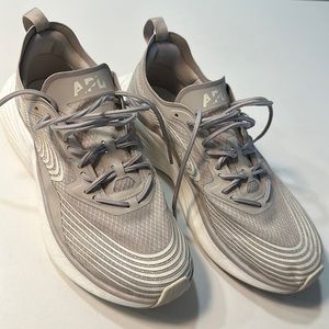 APL Streamline Training Sneakers